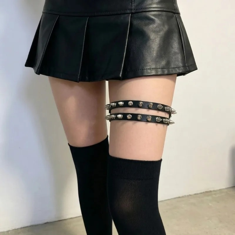 Jarretière à double rangée de  - Leatherwork Rivets avis et prix