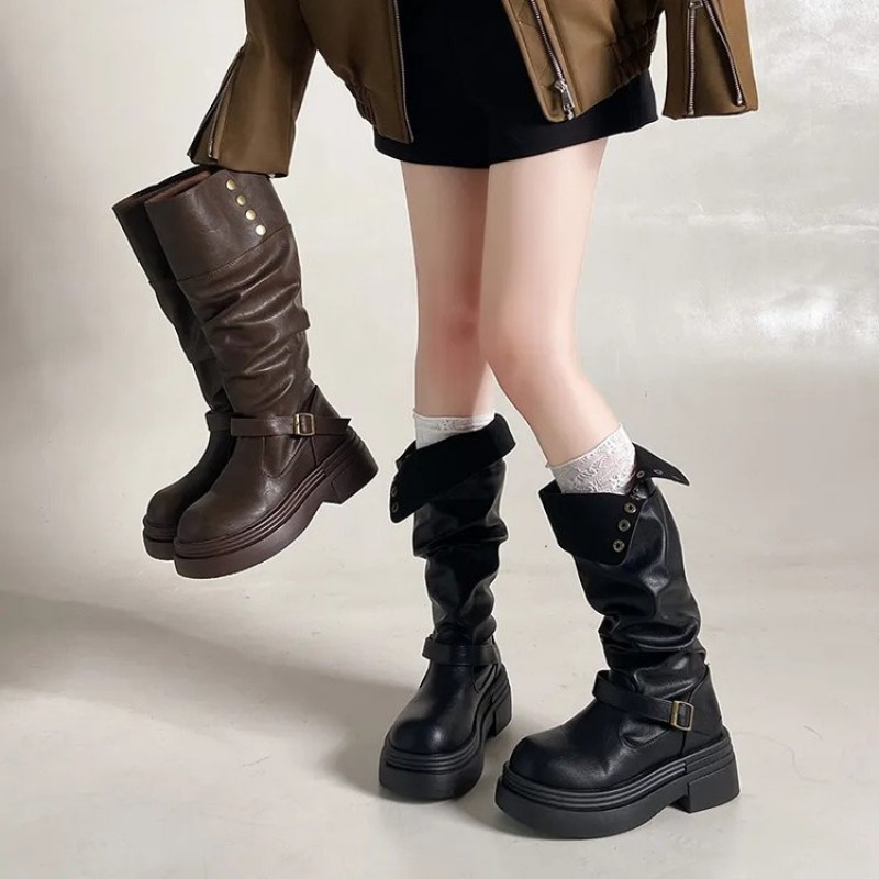 Bottes Punk mi-hautes pour fem - Leatherwork Rivets avis et prix